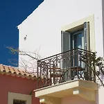 Roi Boutique 4*