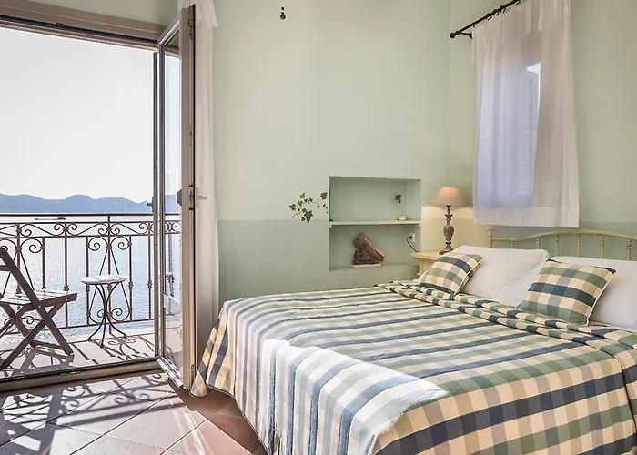 Roi Boutique Гостевой дом Асос