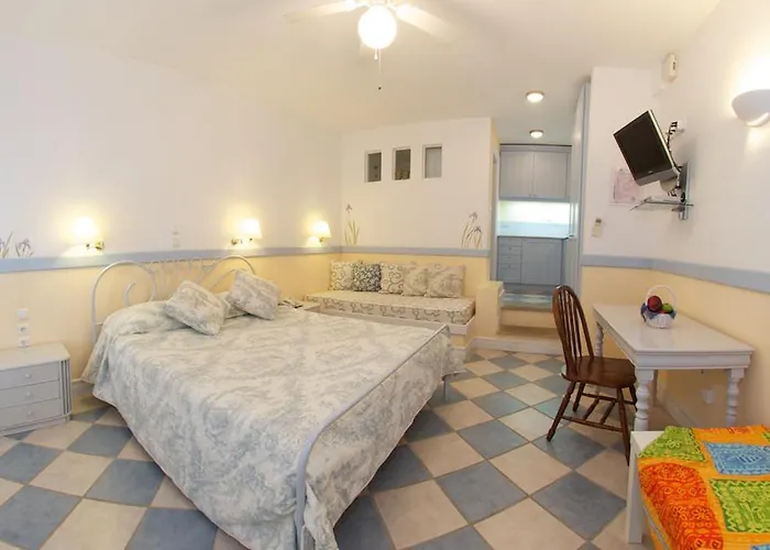 Roi Boutique 4* Асос